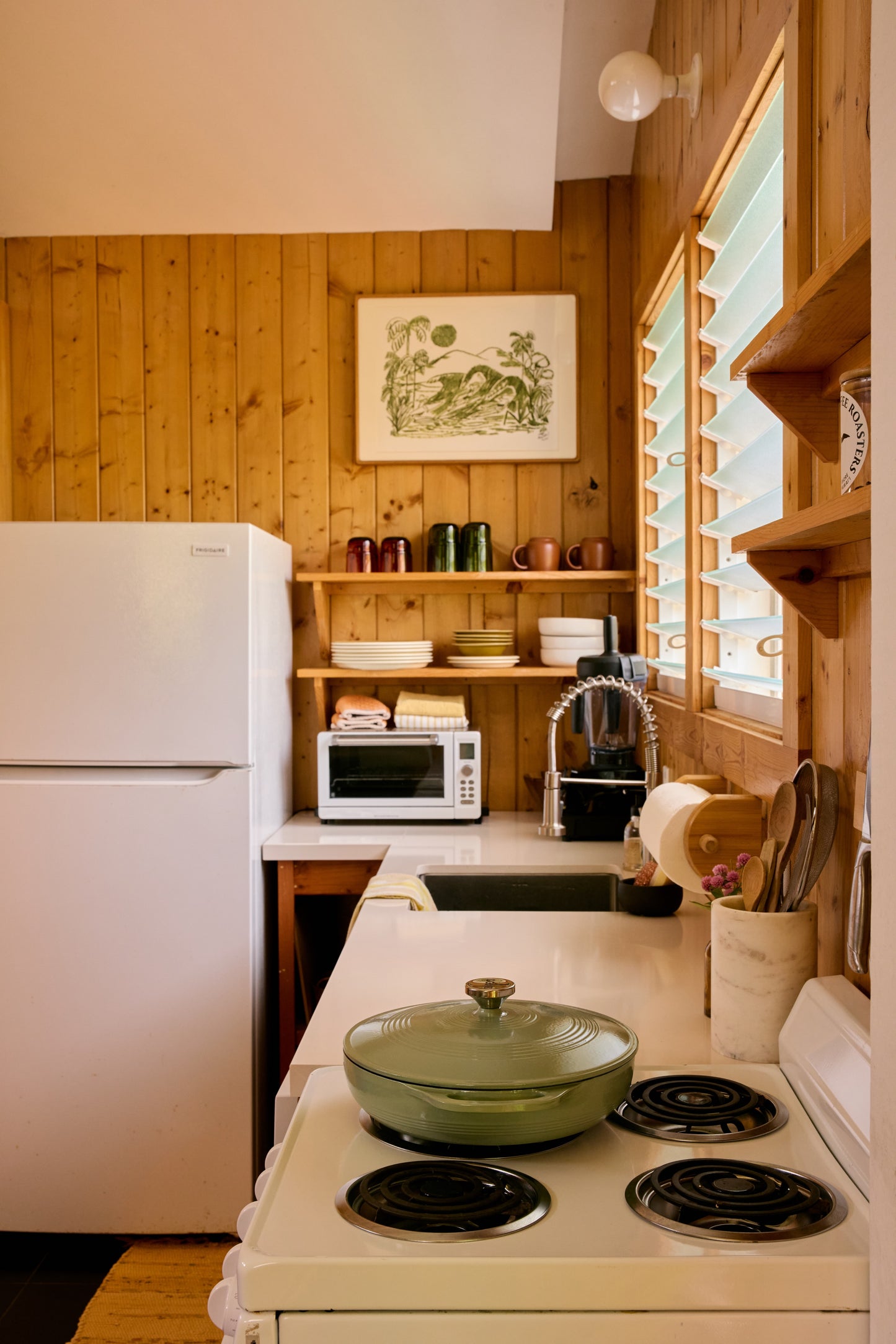 Aloha Surf Cabin